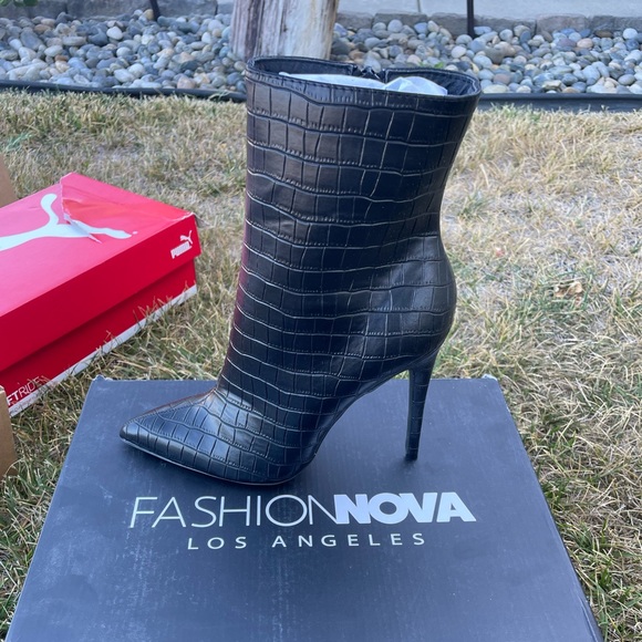 Fashion Nova Shoes Brand New Fashion Nova Boots Poshmark